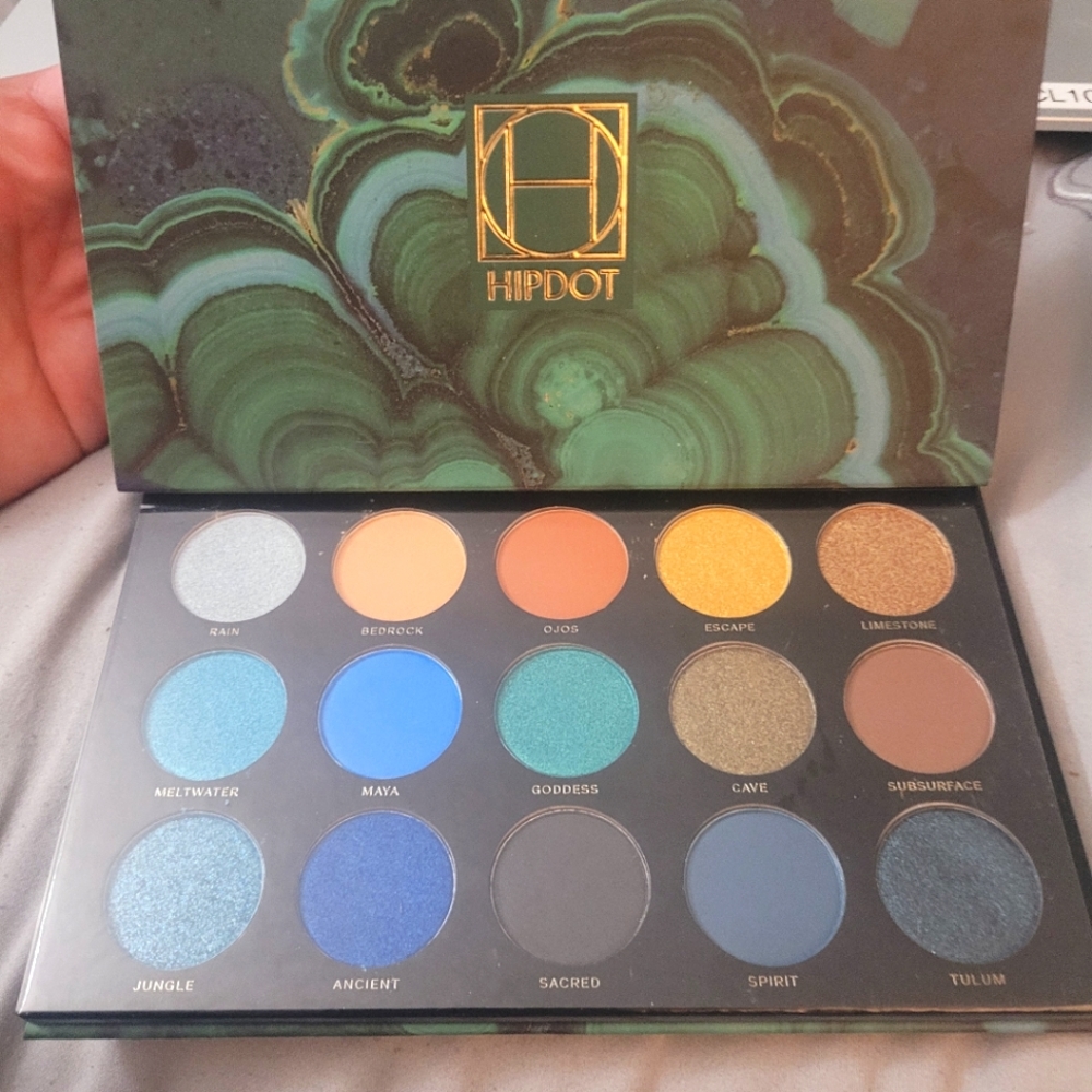 Hipdot Cenote Palette
